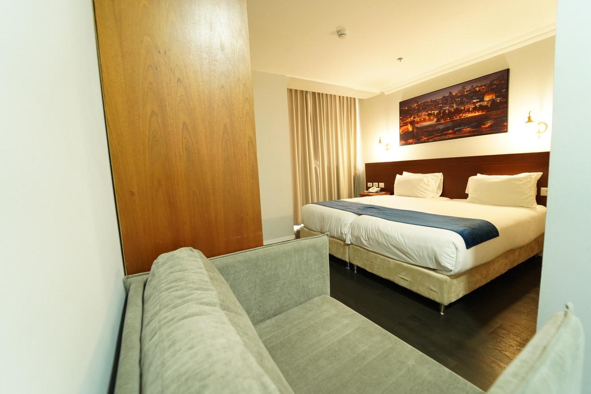Spirit Of Herzl Hotel Jerusalem Exterior photo